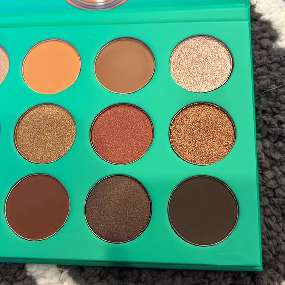 New in original box never used The Nubian By Juvia’s eyeshadow palette - Picture 5 of 5